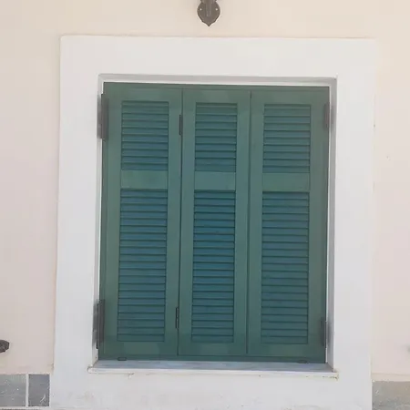 Mesa Vrisi * Apérion